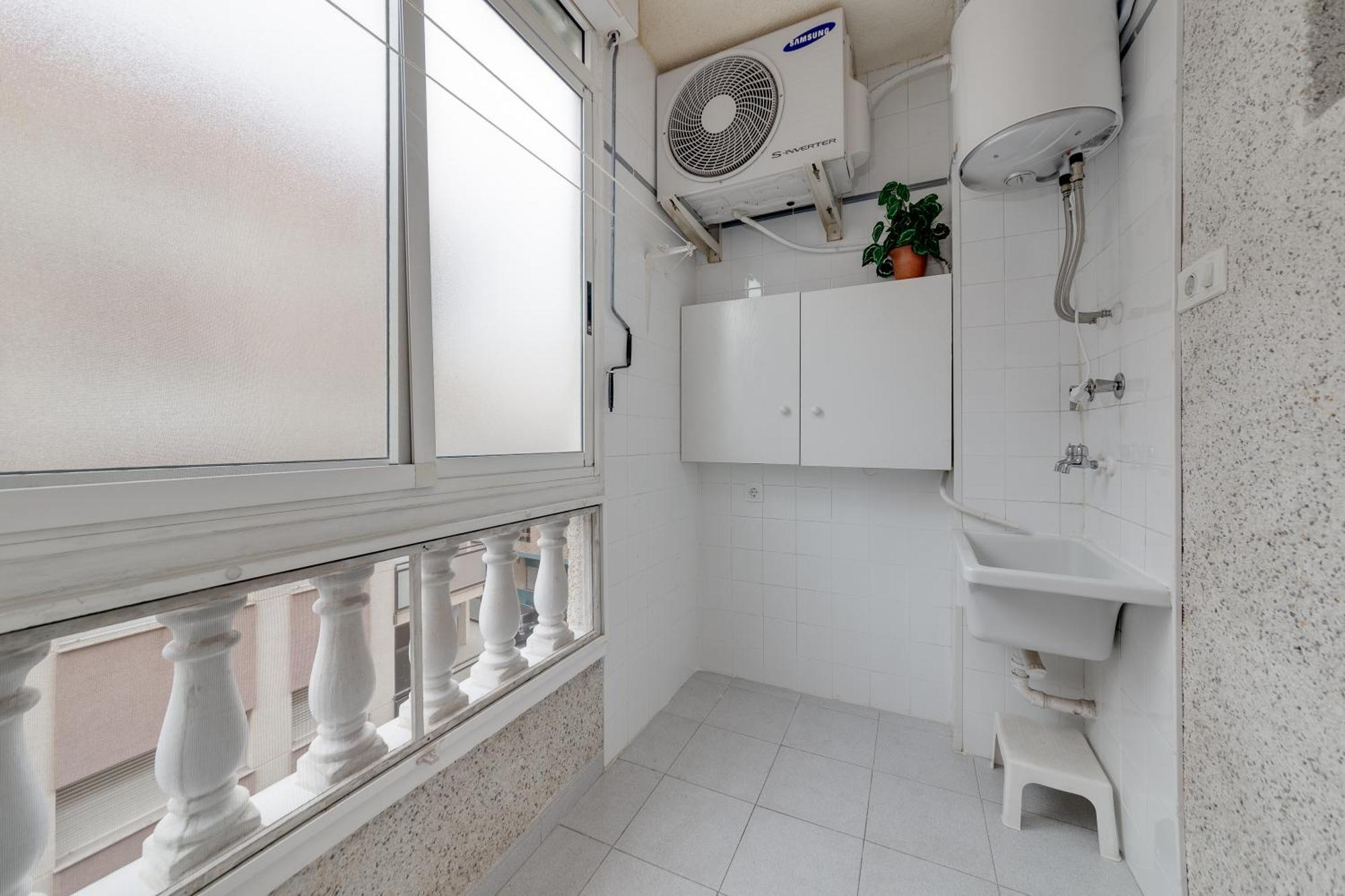 Lovely Apartment Near The Sea Torrevieja Eksteriør bilde