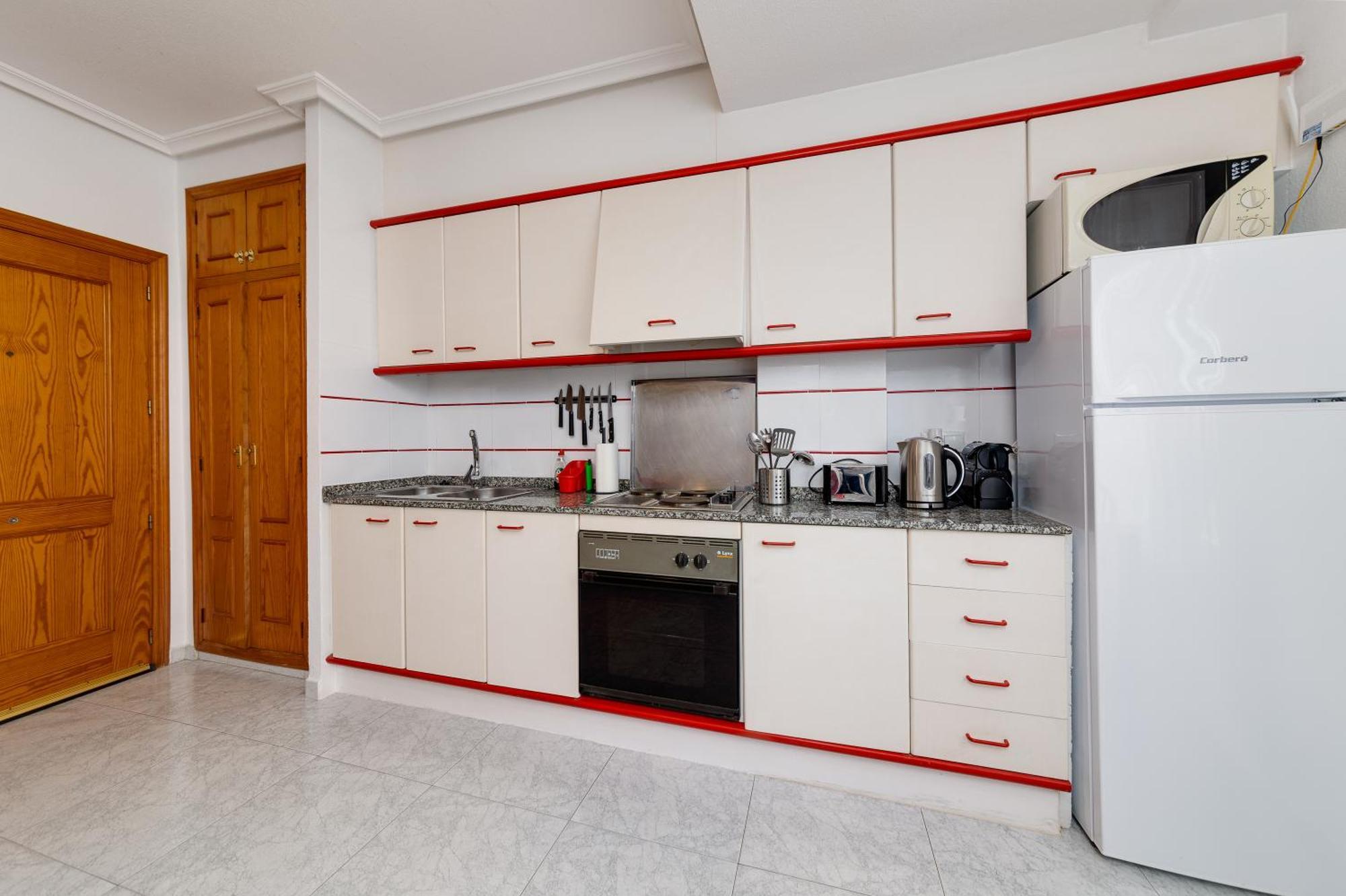 Lovely Apartment Near The Sea Torrevieja Eksteriør bilde